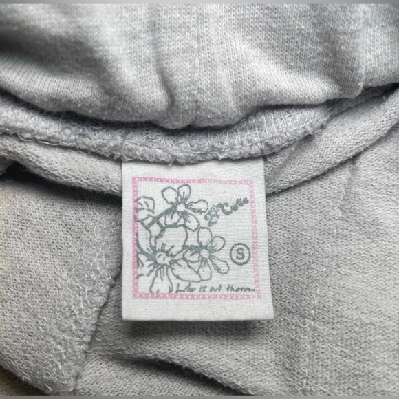 2 cute sweatpants - Picture 4 of 4